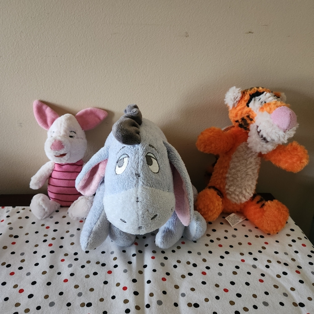 Winnie The Pooh, Tigger And Piglet Plush Lot Disney Parks Stuffed Animals